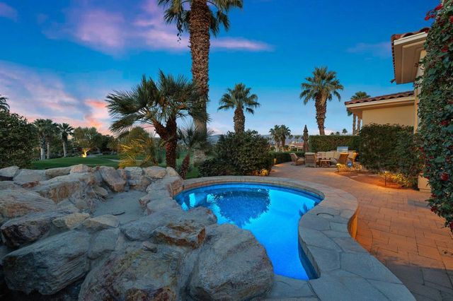 704 Mission Creek Drive, Palm Desert, CA 92211