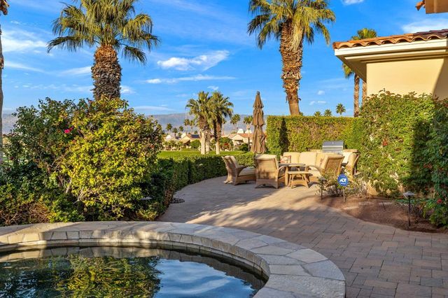 704 Mission Creek Drive, Palm Desert, CA 92211