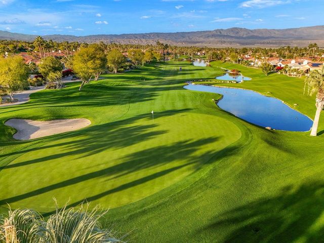 704 Mission Creek Drive, Palm Desert, CA 92211