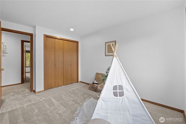 3736 248th Place SE, Sammamish, WA 98029