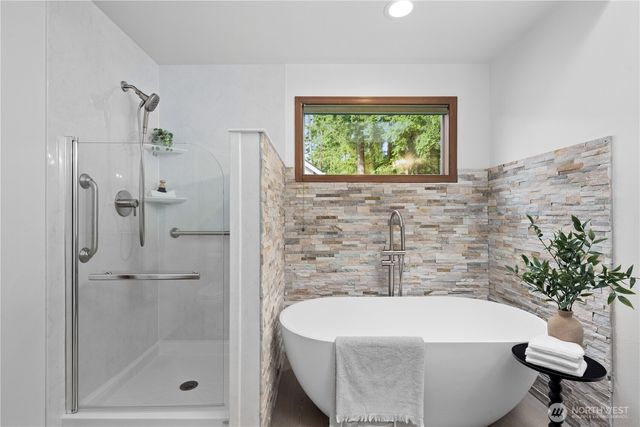 3736 248th Place SE, Sammamish, WA 98029