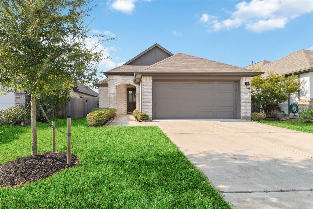 20231 Moonlight Falls Court, Richmond, TX 77407