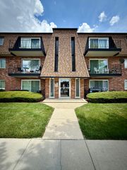 10715 S Keating Avenue 1C, Oak Lawn, IL 60453