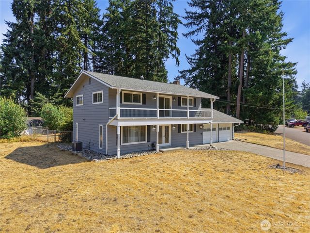 7804 Bobcat Drive SE, Lacey, WA 98503