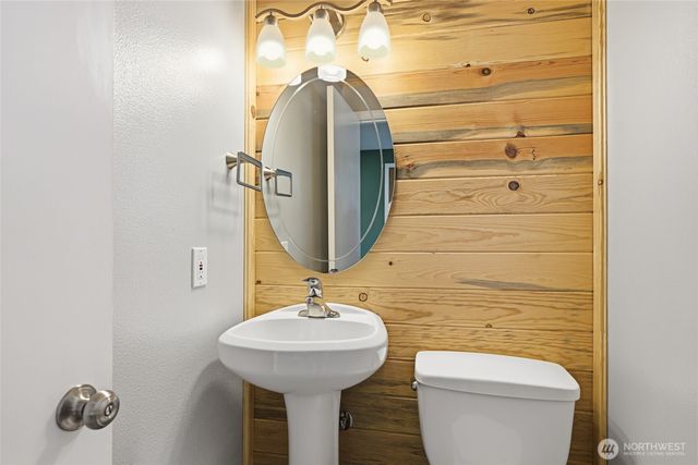7804 Bobcat Drive SE, Lacey, WA 98503