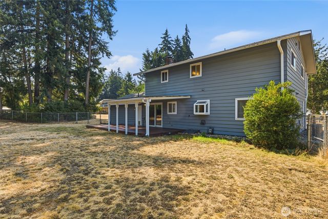 7804 Bobcat Drive SE, Lacey, WA 98503