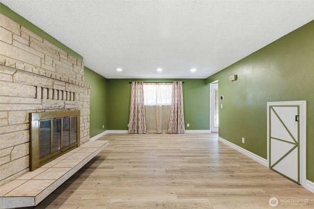 7804 Bobcat Drive SE, Lacey, WA 98503