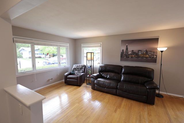 56 Illinois STREET, Racine, WI 53405