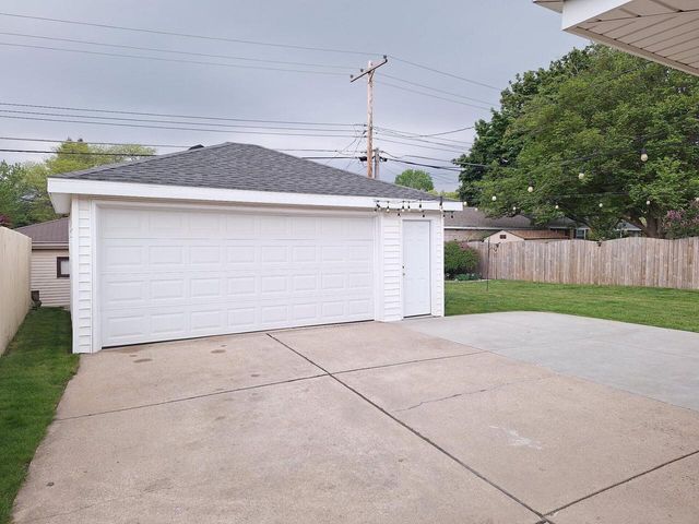 56 Illinois STREET, Racine, WI 53405