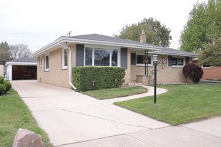 56 Illinois STREET, Racine, WI 53405