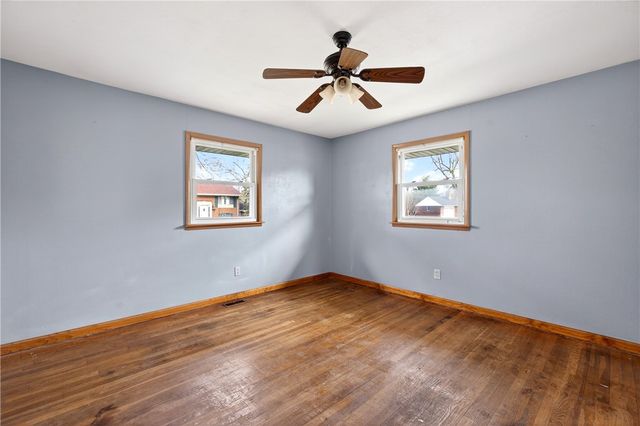 78 N Tippecanoe Drive, Tipp City, OH 45371