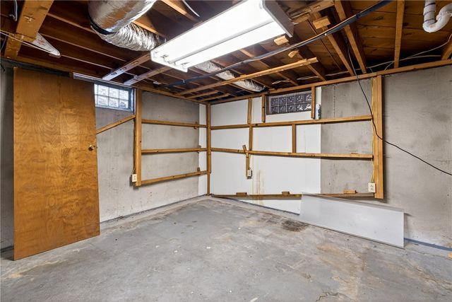 78 N Tippecanoe Drive, Tipp City, OH 45371