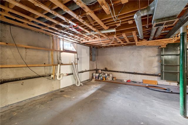 78 N Tippecanoe Drive, Tipp City, OH 45371