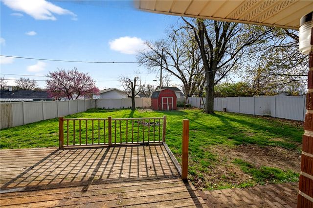 78 N Tippecanoe Drive, Tipp City, OH 45371