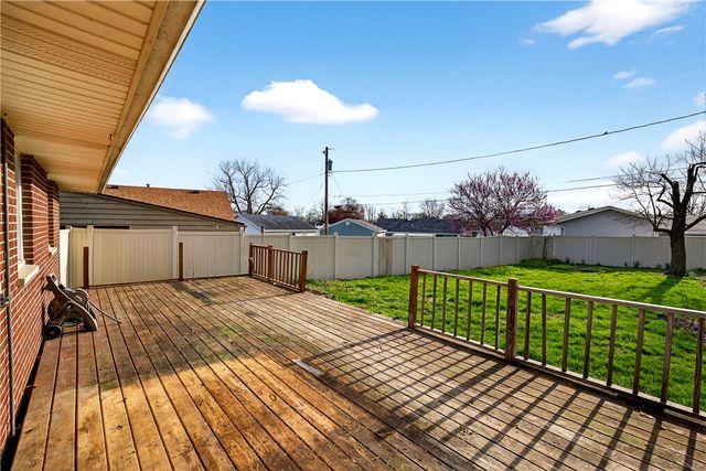 78 N Tippecanoe Drive, Tipp City, OH 45371