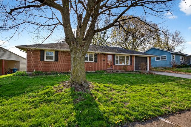 78 N Tippecanoe Drive, Tipp City, OH 45371