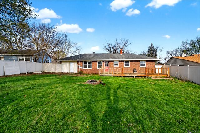 78 N Tippecanoe Drive, Tipp City, OH 45371