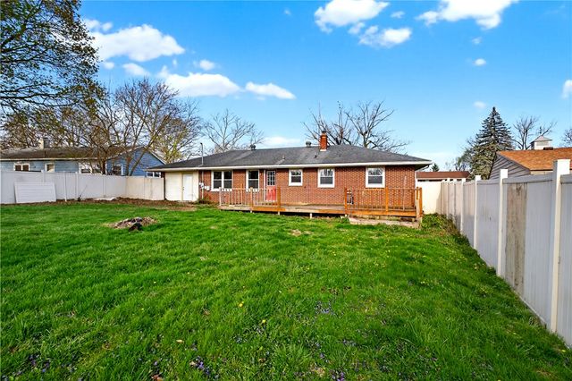 78 N Tippecanoe Drive, Tipp City, OH 45371