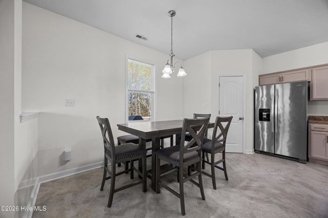 806 Tuscarora Trail, Jacksonville, NC 28546