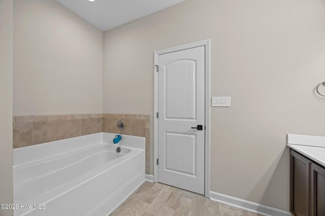 806 Tuscarora Trail, Jacksonville, NC 28546