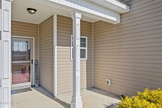 806 Tuscarora Trail, Jacksonville, NC 28546