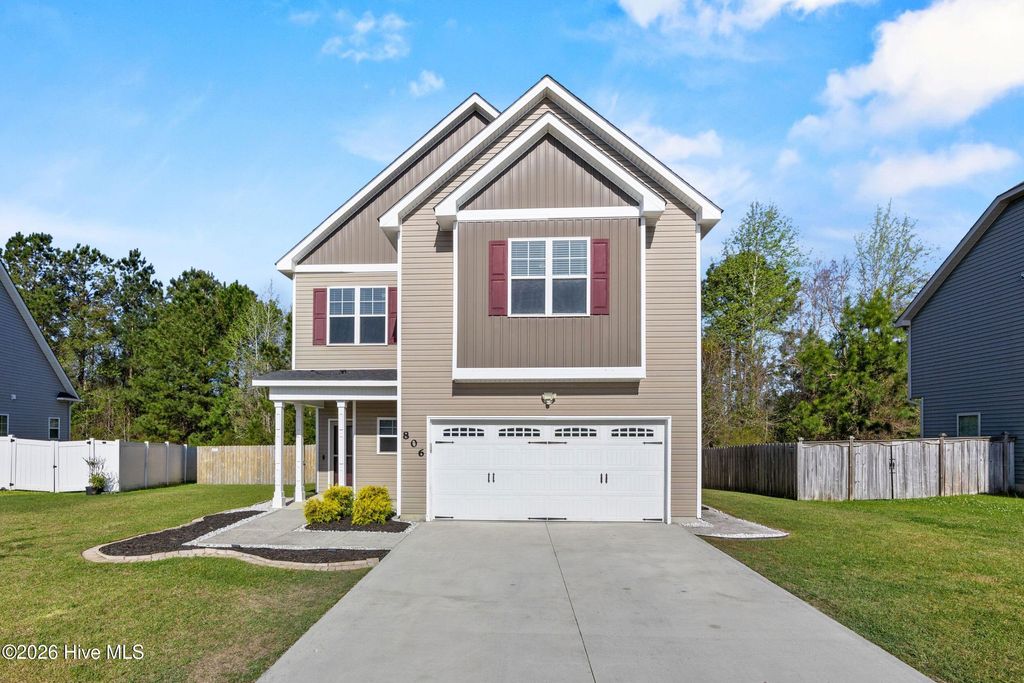 806 Tuscarora Trail, Jacksonville, NC 28546