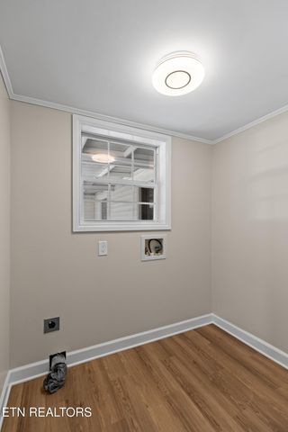 1328 W Main St, White Pine, TN 37890