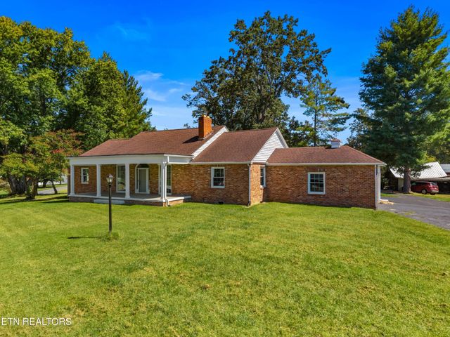 1328 W Main St, White Pine, TN 37890