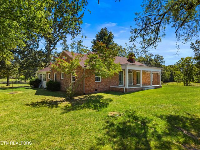 1328 W Main St, White Pine, TN 37890