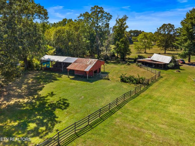 1328 W Main St, White Pine, TN 37890