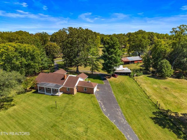 1328 W Main St, White Pine, TN 37890