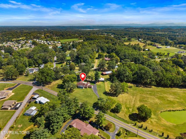 1328 W Main St, White Pine, TN 37890