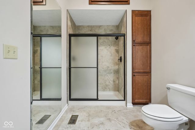 10915 Brigantine Drive, Indianapolis, IN 46256