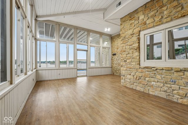 10915 Brigantine Drive, Indianapolis, IN 46256