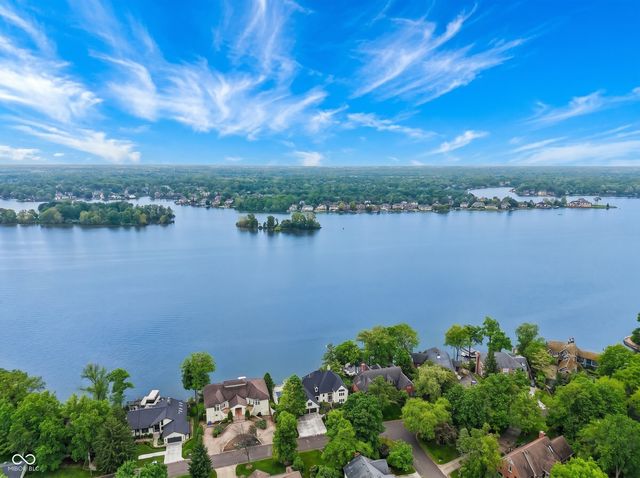10915 Brigantine Drive, Indianapolis, IN 46256