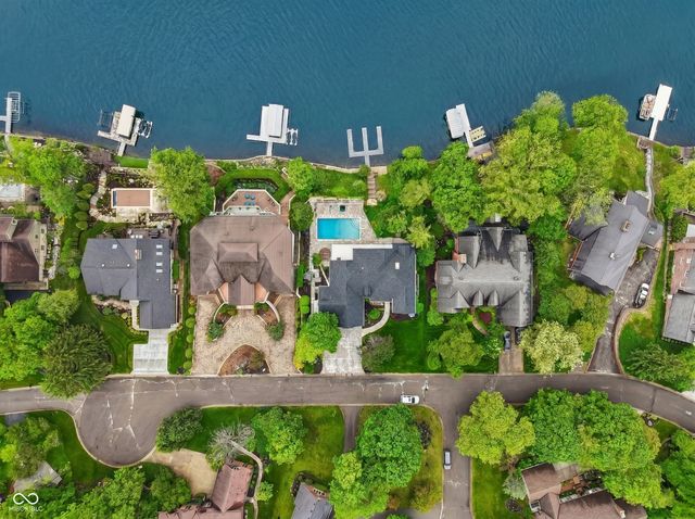 10915 Brigantine Drive, Indianapolis, IN 46256