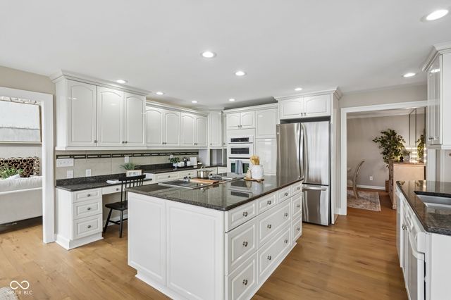 10915 Brigantine Drive, Indianapolis, IN 46256