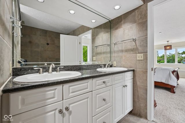 10915 Brigantine Drive, Indianapolis, IN 46256