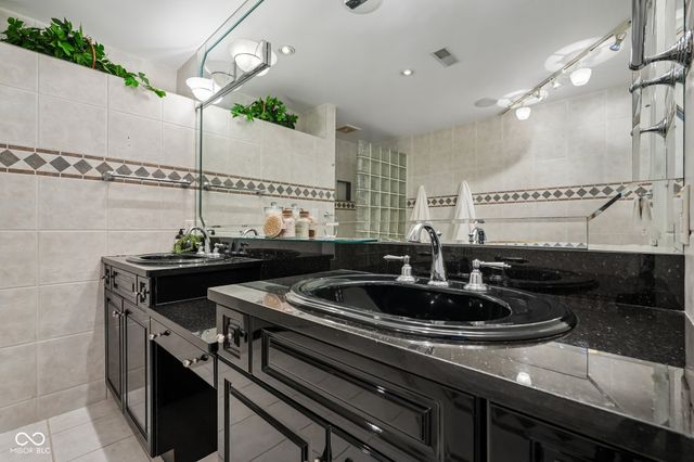 10915 Brigantine Drive, Indianapolis, IN 46256
