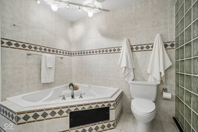 10915 Brigantine Drive, Indianapolis, IN 46256