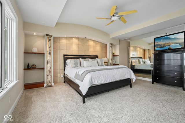 10915 Brigantine Drive, Indianapolis, IN 46256