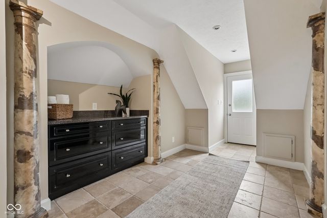 10915 Brigantine Drive, Indianapolis, IN 46256