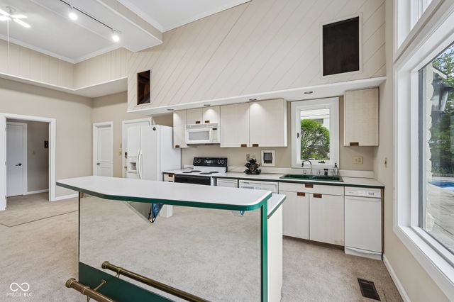 10915 Brigantine Drive, Indianapolis, IN 46256