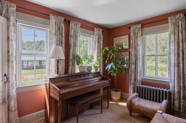 71 Eagle Peak Road, Brookfield, VT 05060