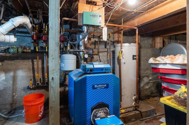 71 Eagle Peak Road, Brookfield, VT 05060