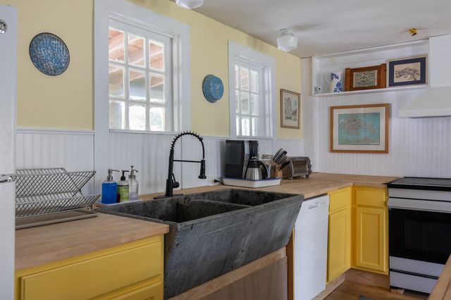 71 Eagle Peak Road, Brookfield, VT 05060