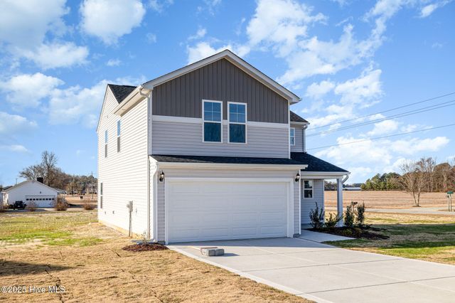 20 Ham Farm Drive, La Grange, NC 28551