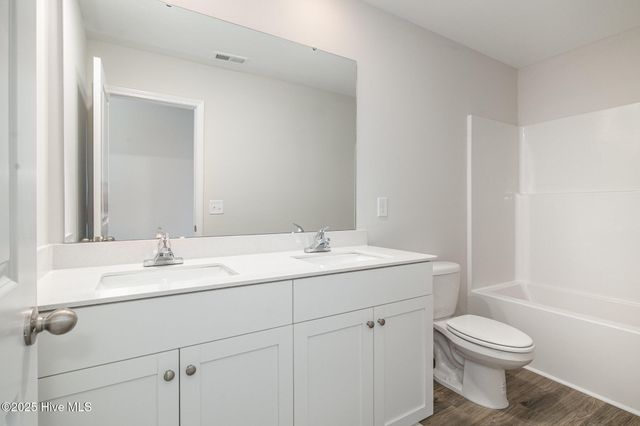 20 Ham Farm Drive, La Grange, NC 28551