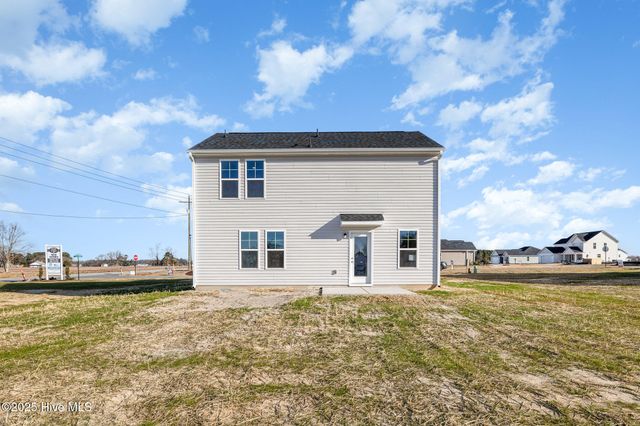 20 Ham Farm Drive, La Grange, NC 28551