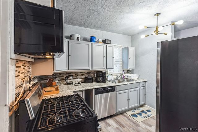 1320 Ashland Avenue, Niagara Falls, NY 14301